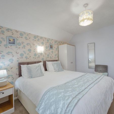 Apartment 7 - 1 Bedroom Sea Front Location - Step Free Access From Rear - Free Parking Paignton Exterior foto