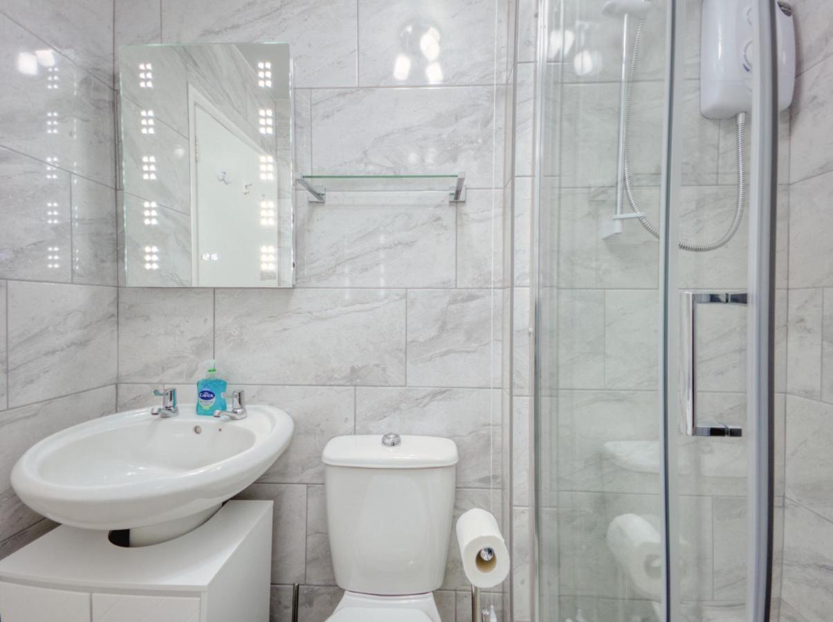 Apartment 7 - 1 Bedroom Sea Front Location - Step Free Access From Rear - Free Parking Paignton Exterior foto